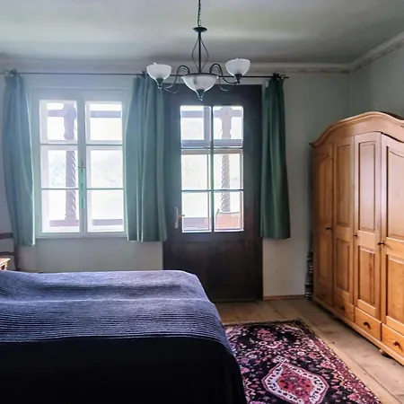 Helena Apartment *